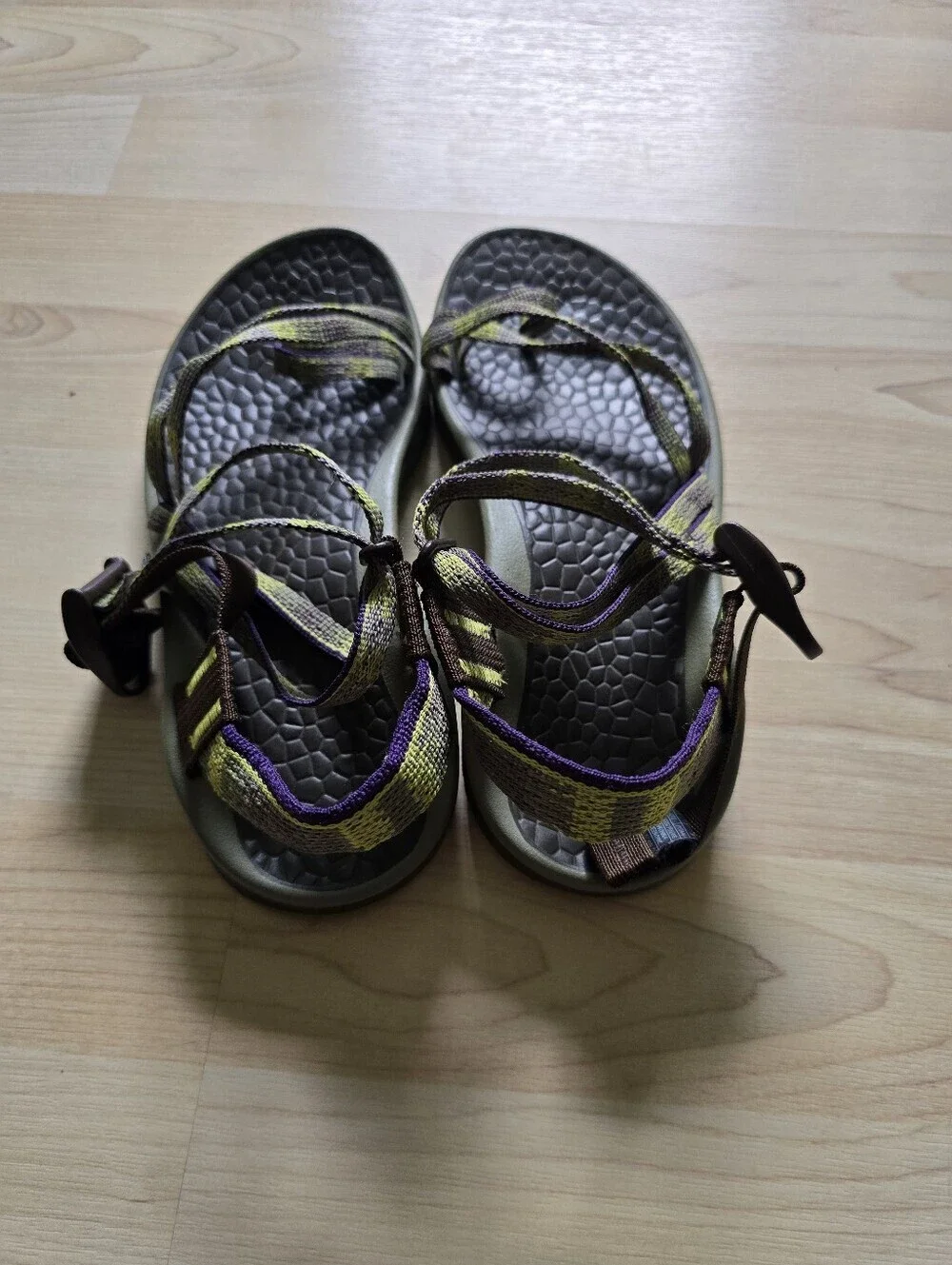 Chaco Vibram Green And Purple Sandals Size 5